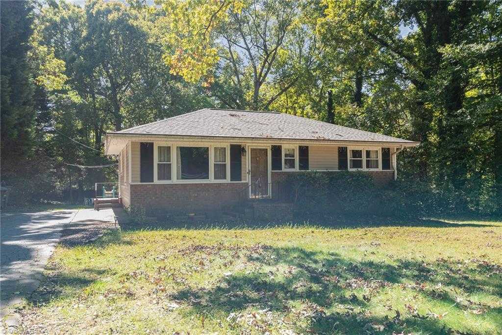 photo 2: 2700 Leo Drive, Greensboro NC 27405