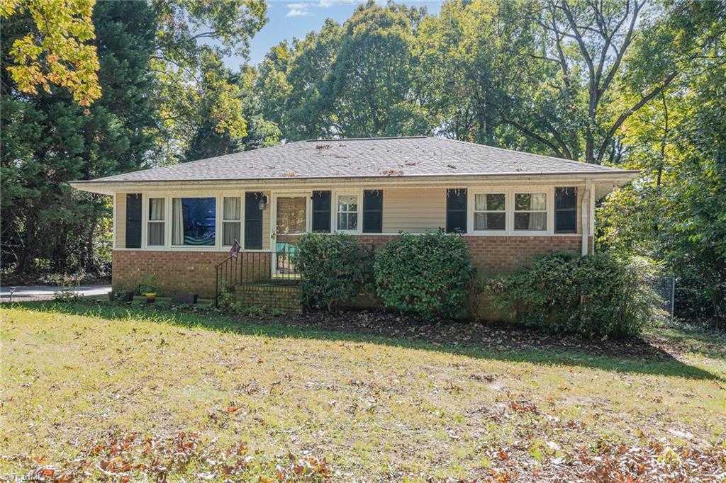 photo 3: 2700 Leo Drive, Greensboro NC 27405