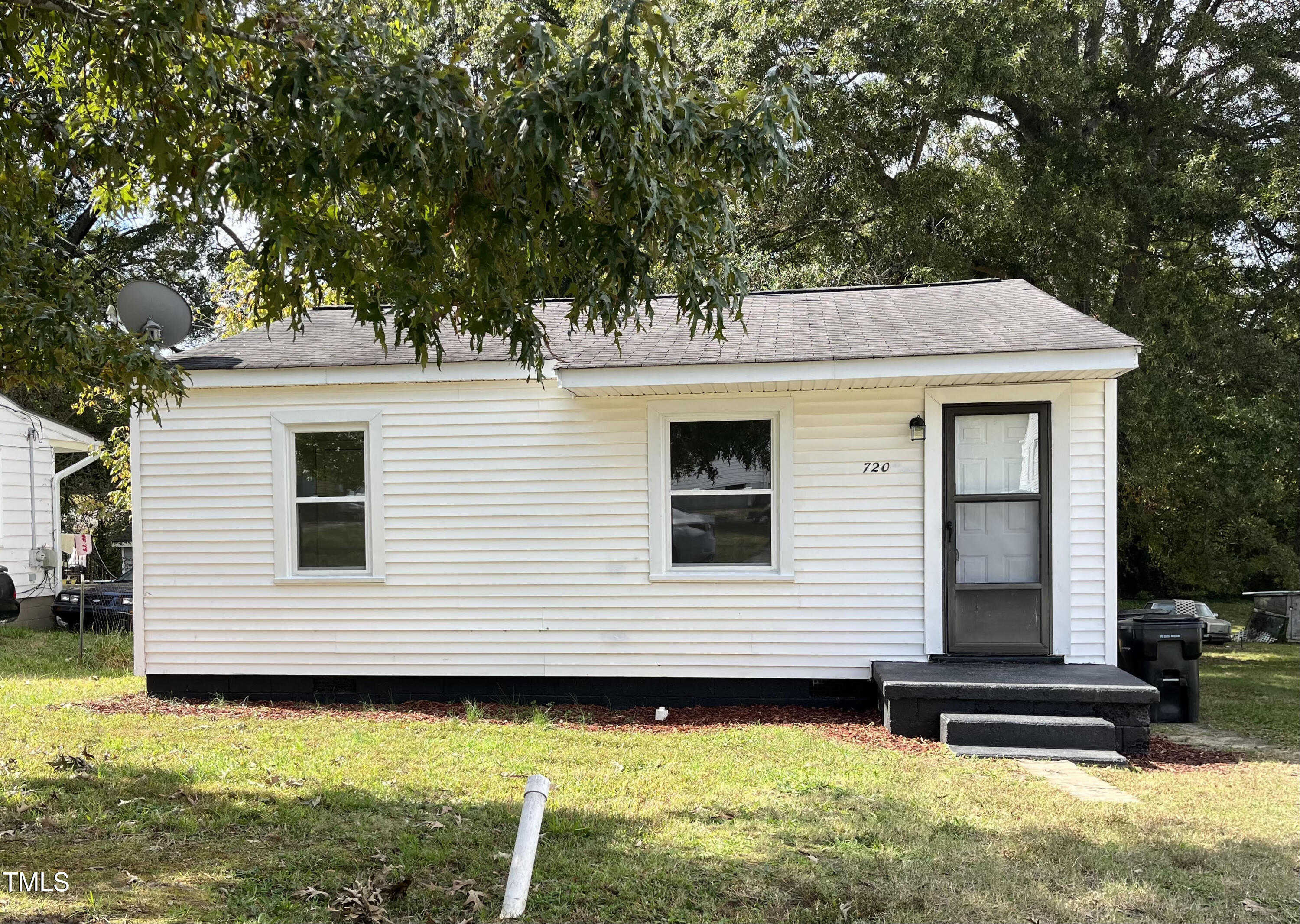 photo 1: 720 Ford Street, Burlington NC 27217