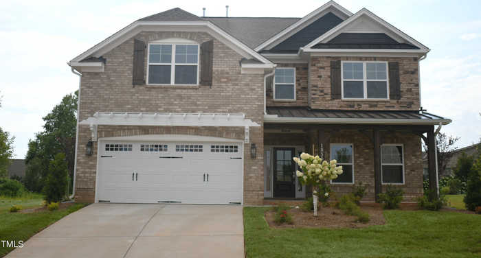 photo 1: 1055 Tulloch Court Unit 202, Burlington NC 27215