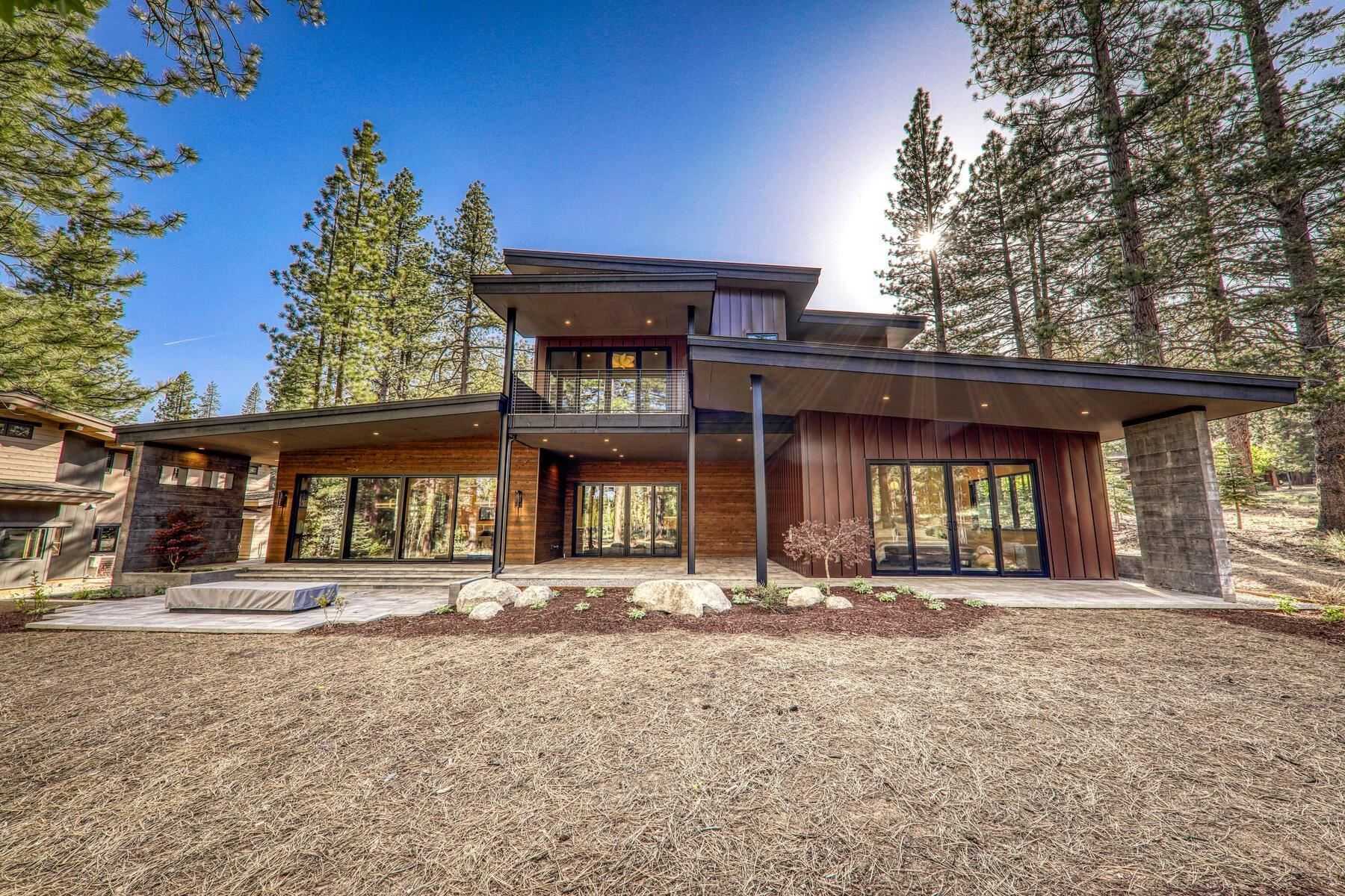 photo 2: 11761 Bottcher Loop, Truckee CA 96161