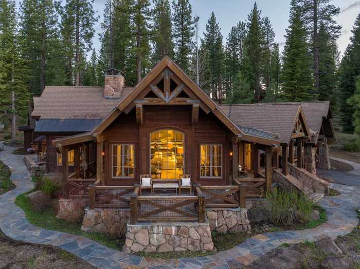 photo 1: 7160 Lahontan Drive, Truckee CA 96161