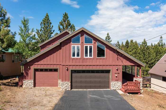 photo 1: 13098 Pinnacle Loop, Truckee CA 96161