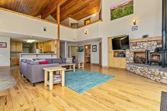 photo 2: 13098 Pinnacle Loop, Truckee CA 96161