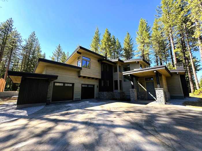 photo 1: 12408 Granite Drive, Truckee CA 96161