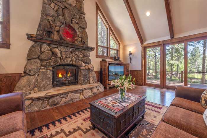 photo 2: 14022 Skiview Loop, Truckee CA 96161