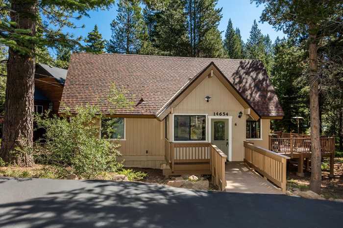 photo 1: 14654 Northwoods Boulevard, Truckee CA 96161