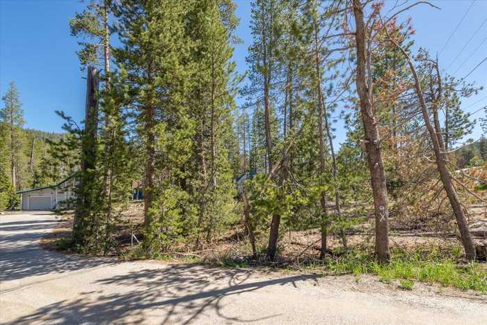 photo 2: 10011 Spruce Court, Soda Springs CA 95728