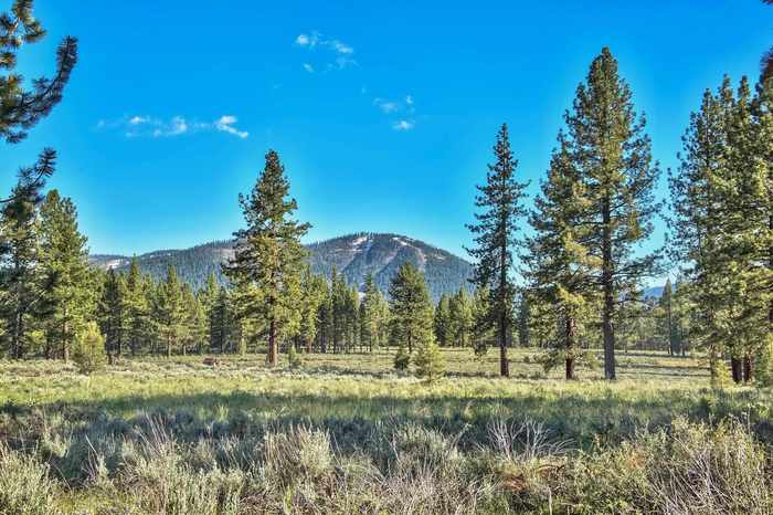 photo 2: 9701 Highway 267, Truckee CA 96161