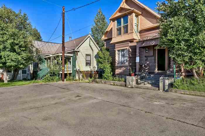 photo 2: 10061 Church Street, Truckee CA 96161