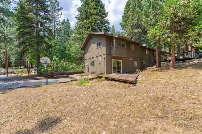 photo 2: 11425 Alder Drive, Truckee CA 96161