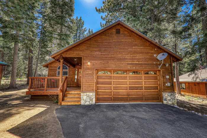 photo 1: 12364 Saint Bernard Drive, Truckee CA 96161