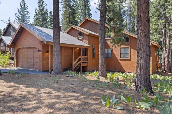 photo 2: 13266 Muhlebach Way, Truckee CA 96161