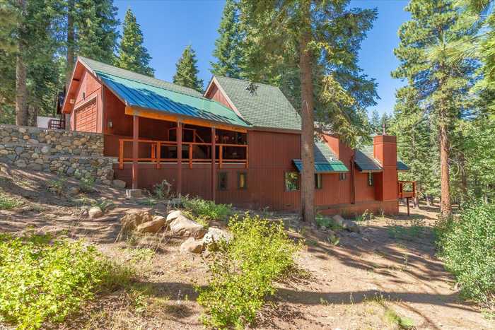 photo 2: 12148 Brookstone Drive, Truckee CA 96161