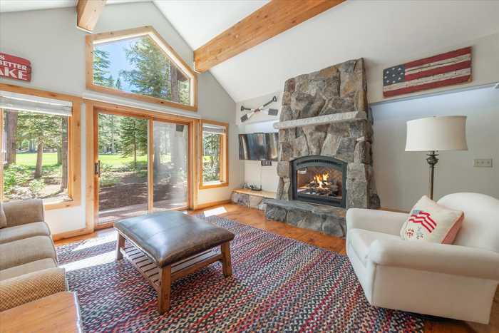 photo 2: 15026 Swiss Lane, Truckee CA 96161