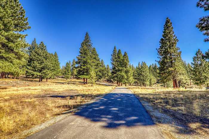 photo 21: 12976 Sierra Vista Court, Truckee CA 96161