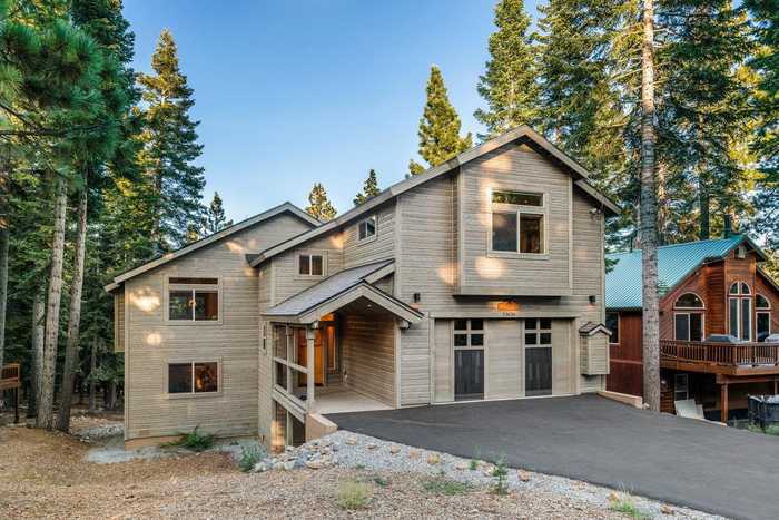 photo 20: 13626 Pathway Avenue, Truckee CA 96161