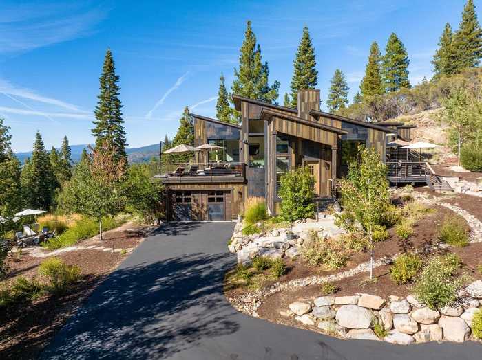 photo 2: 17281 Uxbridge Drive, Truckee CA 96161