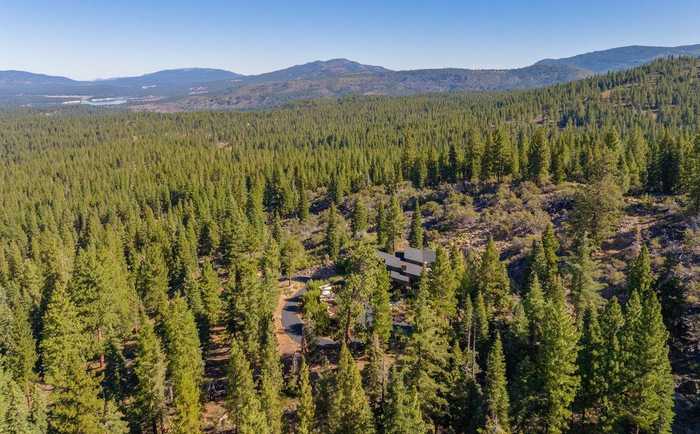 photo 21: 17281 Uxbridge Drive, Truckee CA 96161