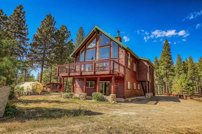 photo 2: 14998 Russel Valley Drive, Truckee CA 96161