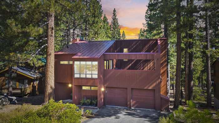 photo 1: 1626 Deer Path, Truckee CA 94616