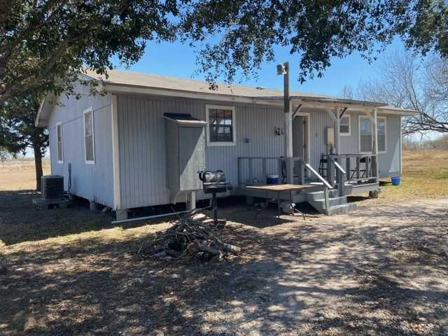 photo 2: 2088 W Fm 738, Orange Grove TX 78372