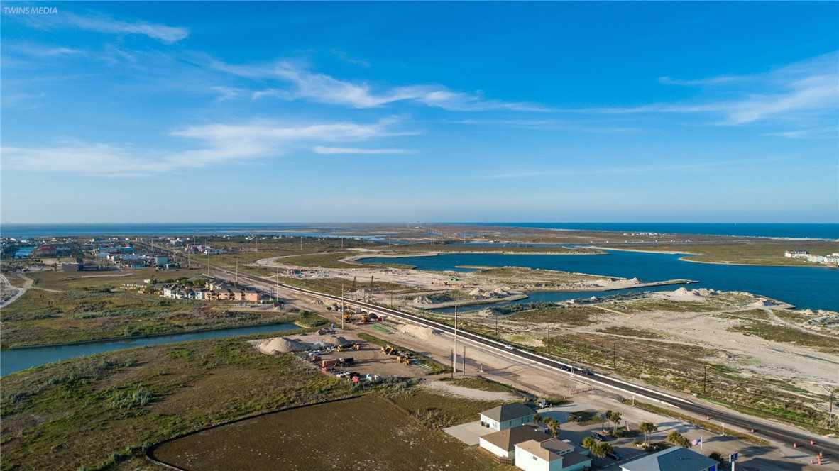 photo 3: 14929 S Padre Island Drive, Corpus Christi TX 78418