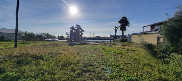 photo 2: 719 Copano Cove Road, Rockport TX 78382