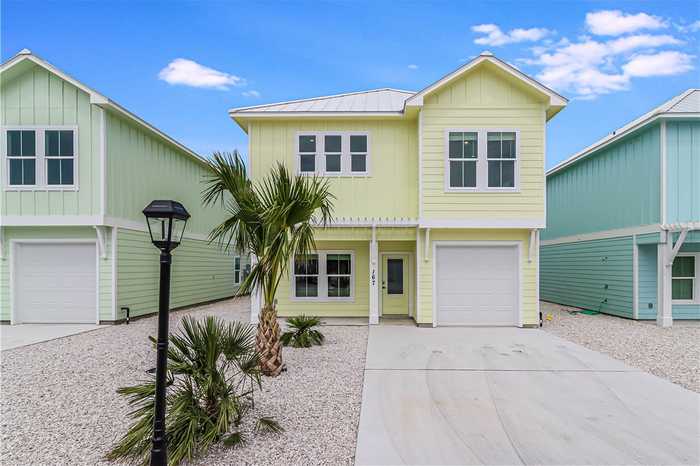 photo 1: 167 Seven Palms Drive, Rockport TX 78358