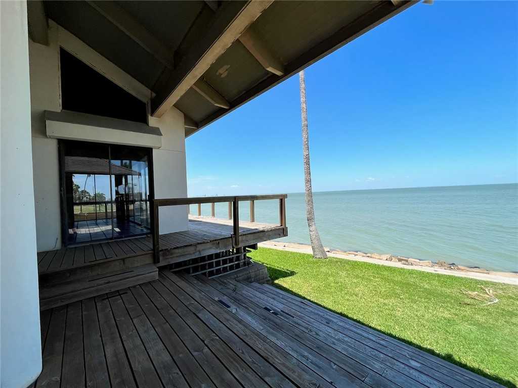 photo 3: 6000 Ocean Drive, Corpus Christi TX 78412