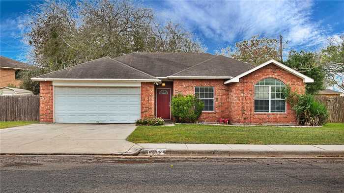 photo 1: 1409 E Toledo Street, Beeville TX 78102