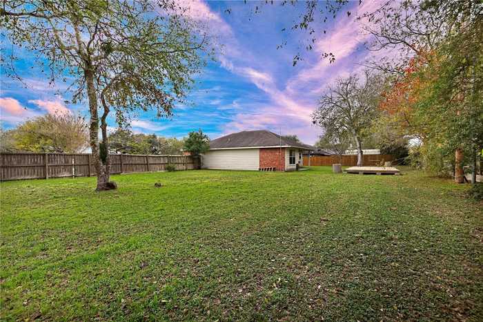 photo 23: 1409 E Toledo Street, Beeville TX 78102