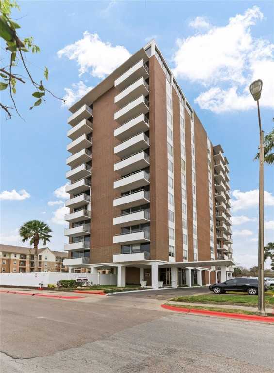 photo 1: 715 S Upper Broadway Street Unit 1501, Corpus Christi TX 78401