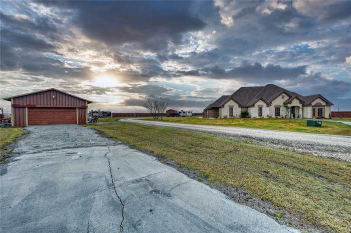 photo 2: 232 Anaqua Drive, Orange Grove TX 78372