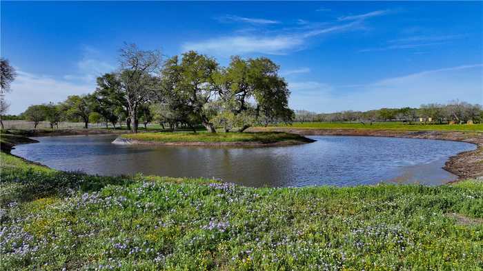 photo 2: 8841 County Road 205, Beeville TX 78102