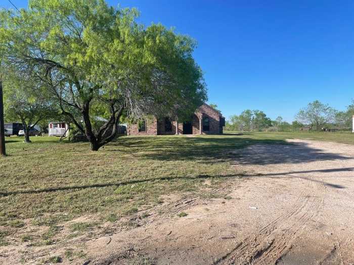 photo 2: 28 Colwell, Hebbronville TX 78361