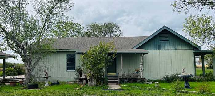 photo 1: 210 County Road 3051, Orange Grove TX 78372