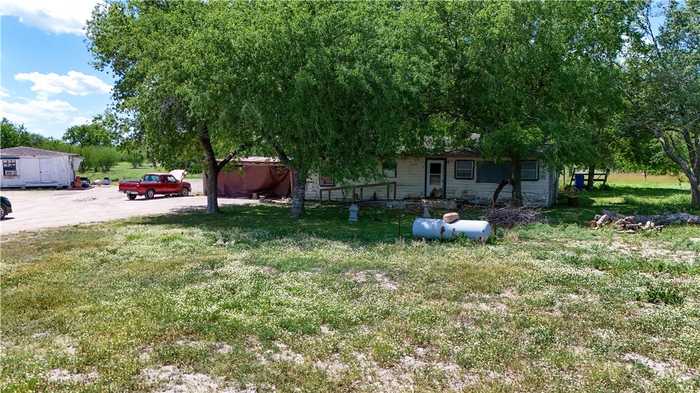 photo 2: 380 County Road 304, Orange Grove TX 78372