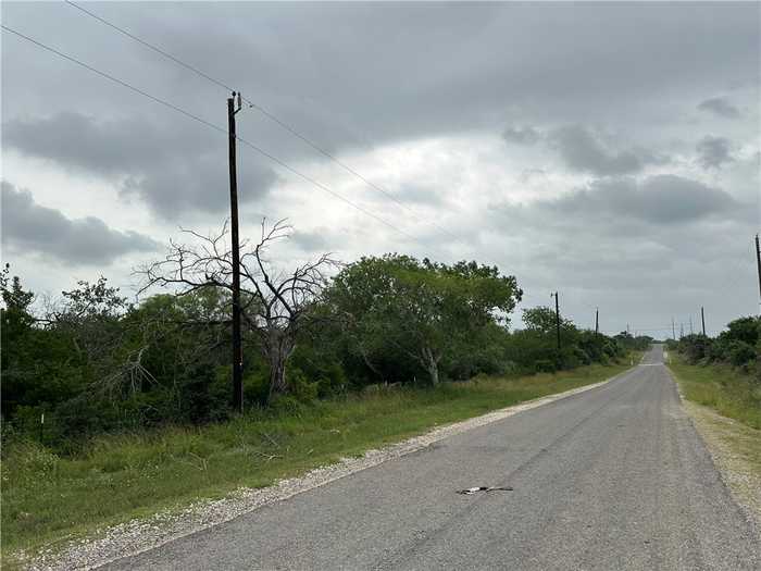 photo 2: 21482 County Road 798, Mathis TX 78368