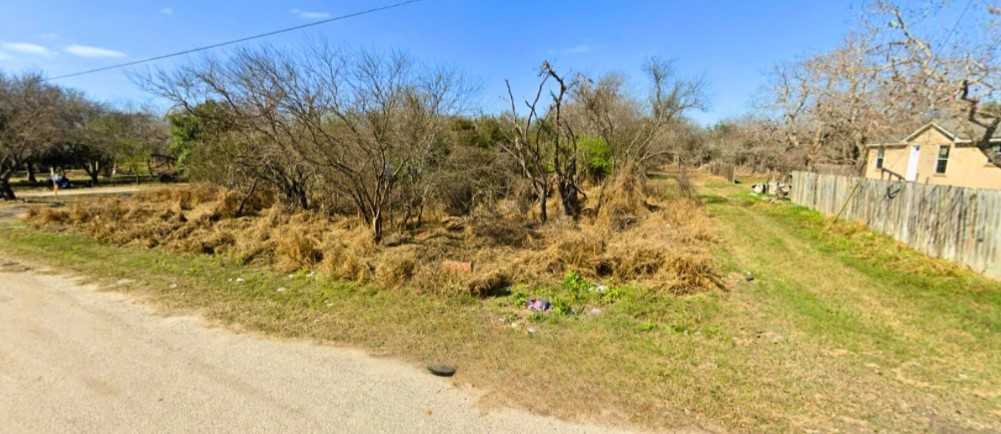 photo 1: Huerta Dr, Mathis TX 78368