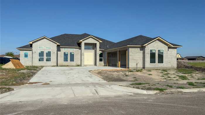 photo 1: 2597 Pacific View, Corpus Christi TX 78415