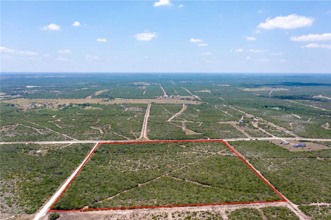 photo 2: Polzin Ranch Road, George West TX 78022