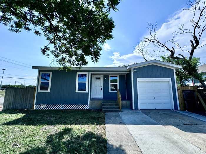 photo 1: 4845 Johnston Drive, Corpus Christi TX 78415