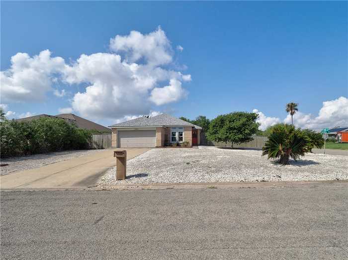 photo 2: 13825 Sea Horse Avenue, Corpus Christi TX 78418