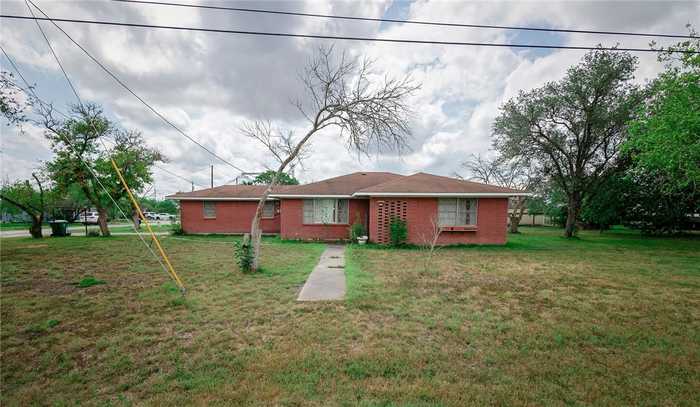 photo 1: 511 N Eugenia Street, Orange Grove TX 78372