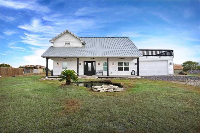 photo 1: 13929 County Road 1674, Odem TX 78370