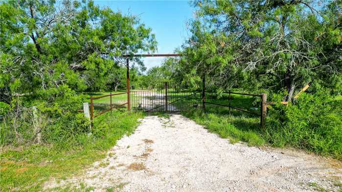 photo 2: 380 County Road 323, Orange Grove TX 78372