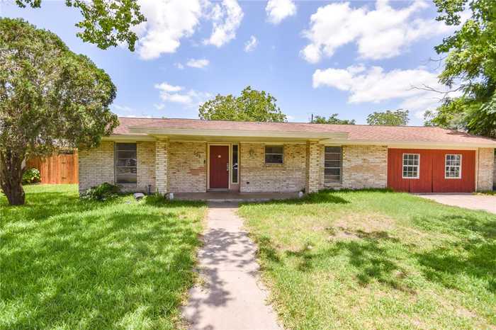 photo 2: 533 Vista Drive, Odem TX 78370