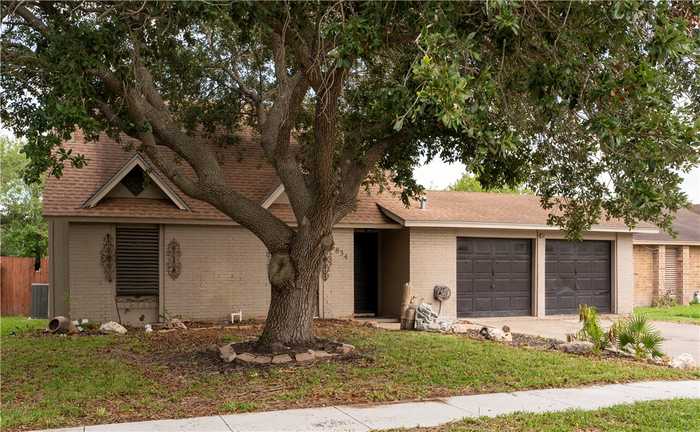 photo 1: 5834 Crestwood Drive, Corpus Christi TX 78415