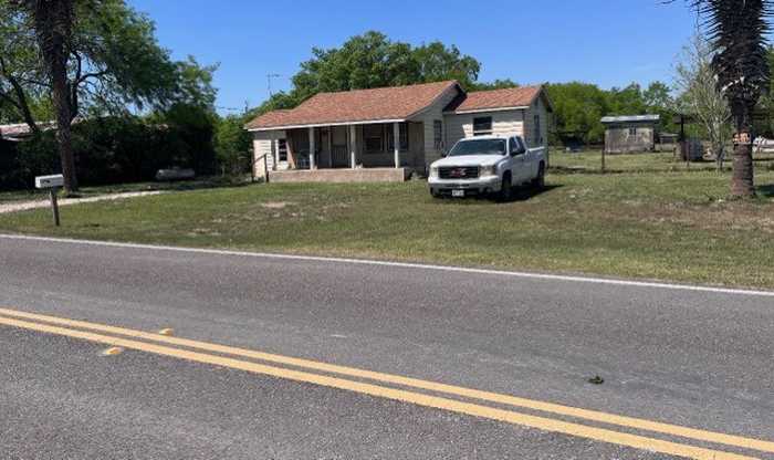 photo 2: 535 County Road 117, Alice TX 78332